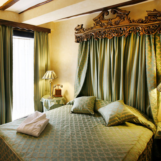 Real Casona de Las Amas