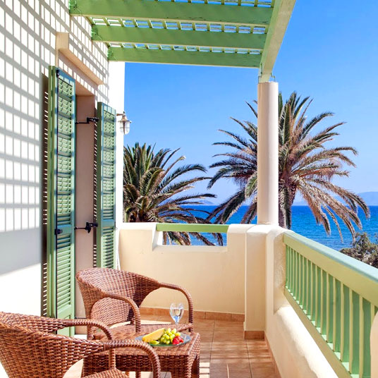 Finikas Hotel