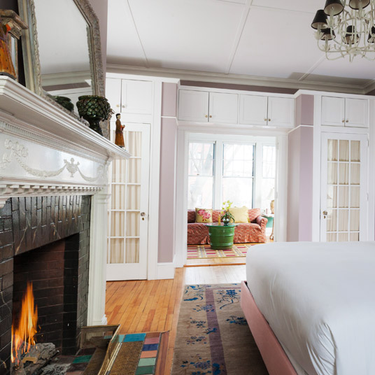 Pomegranate Inn