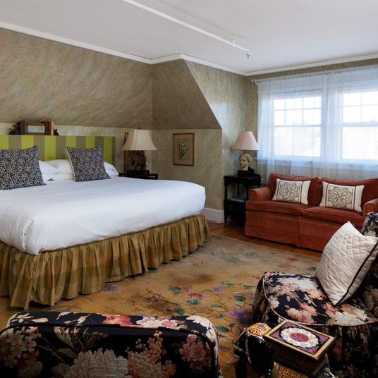 Pomegranate Inn