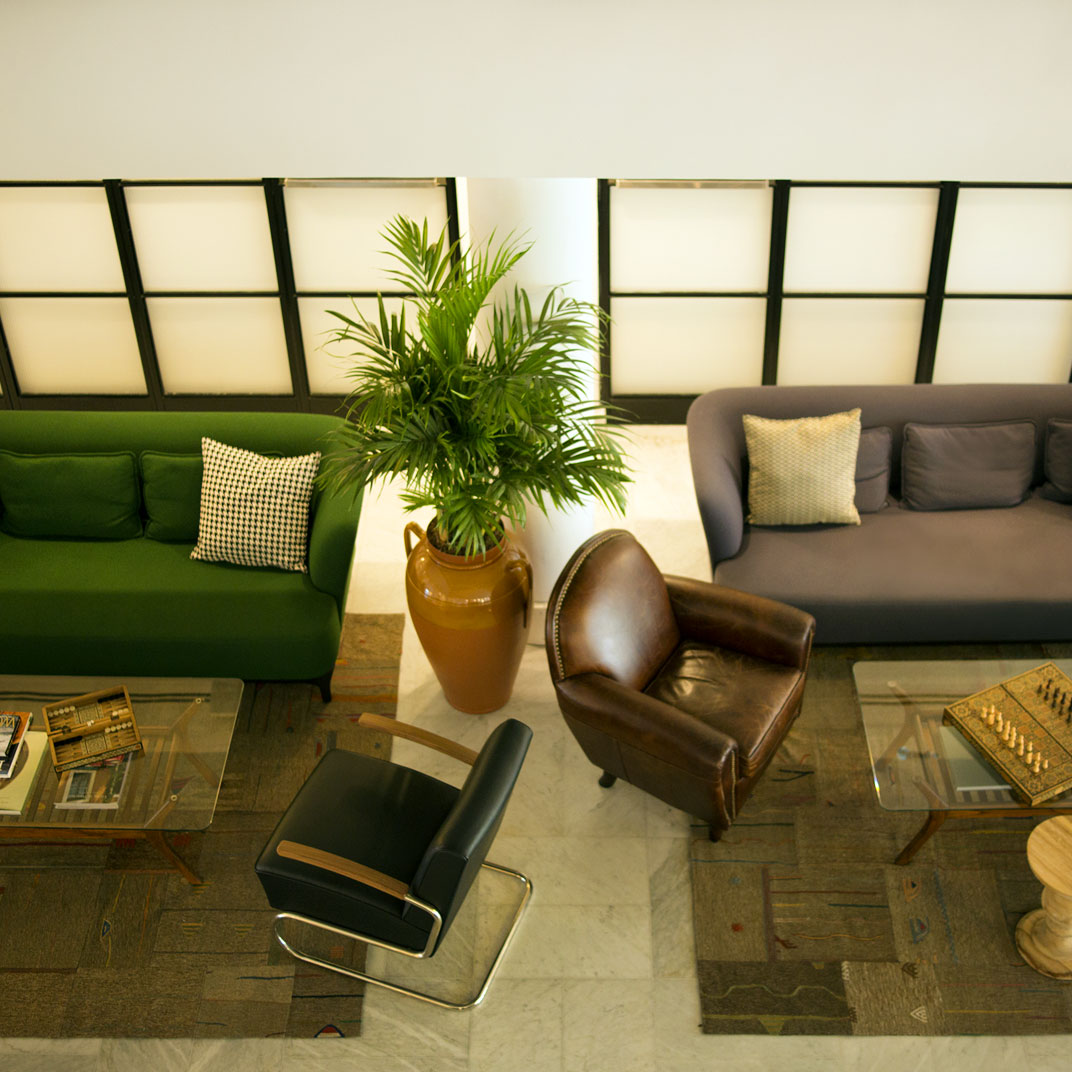 Lily & Bloom Hotel