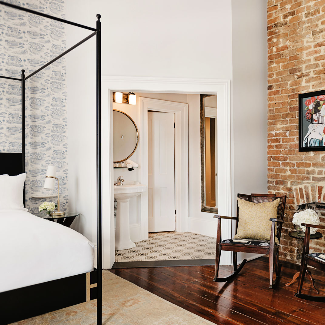 Henry Howard Hotel