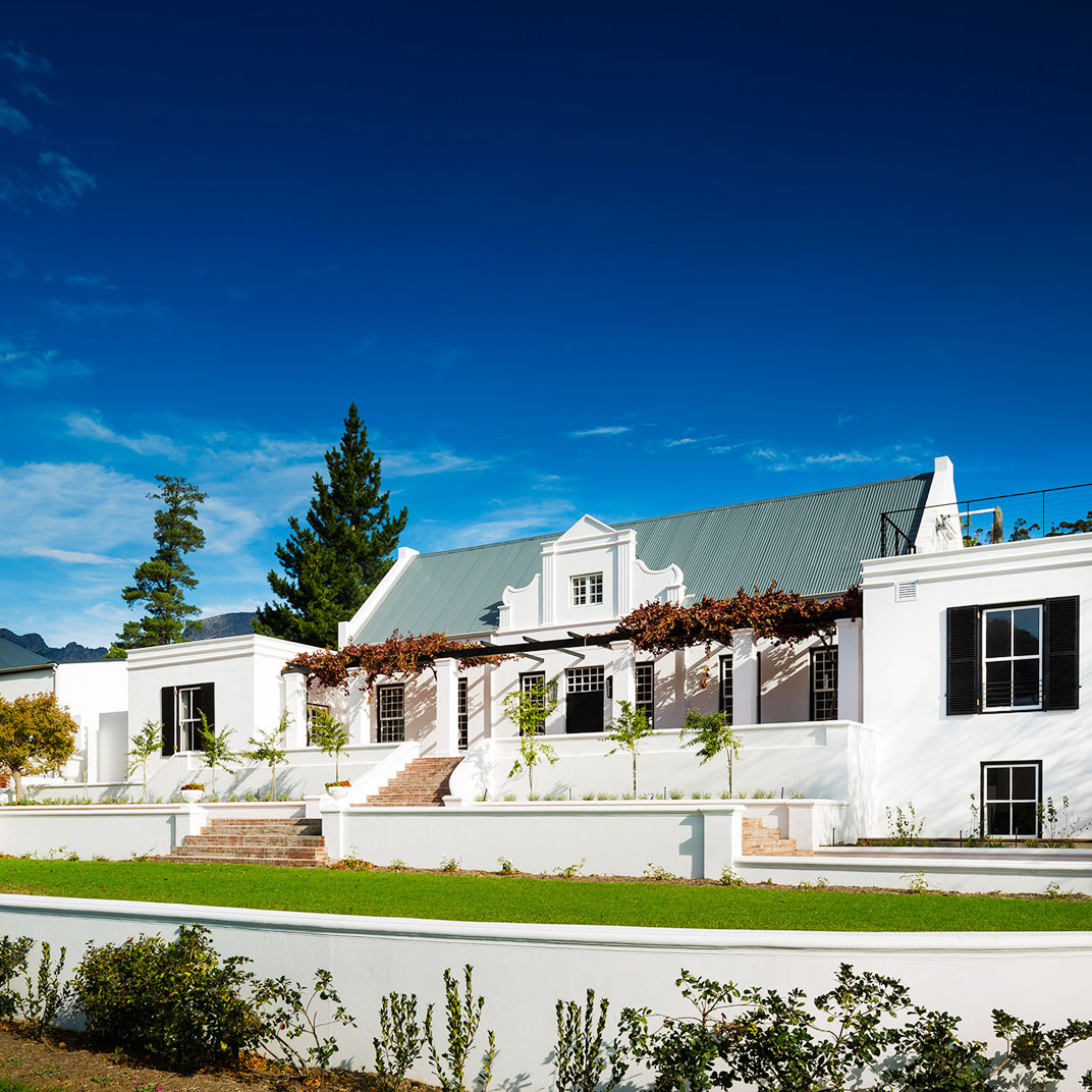 Mont Rochelle Hotel