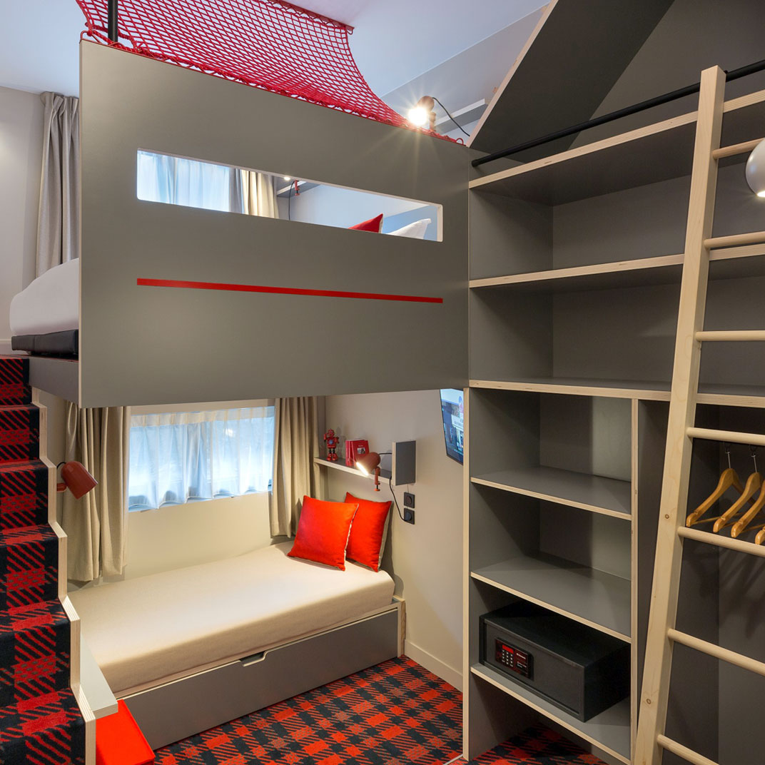 RockyPop Hotel