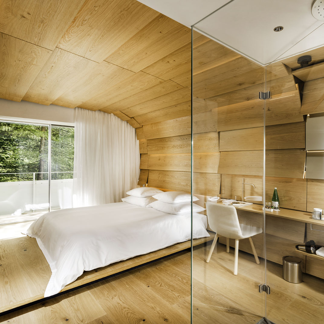 7132 Hotel