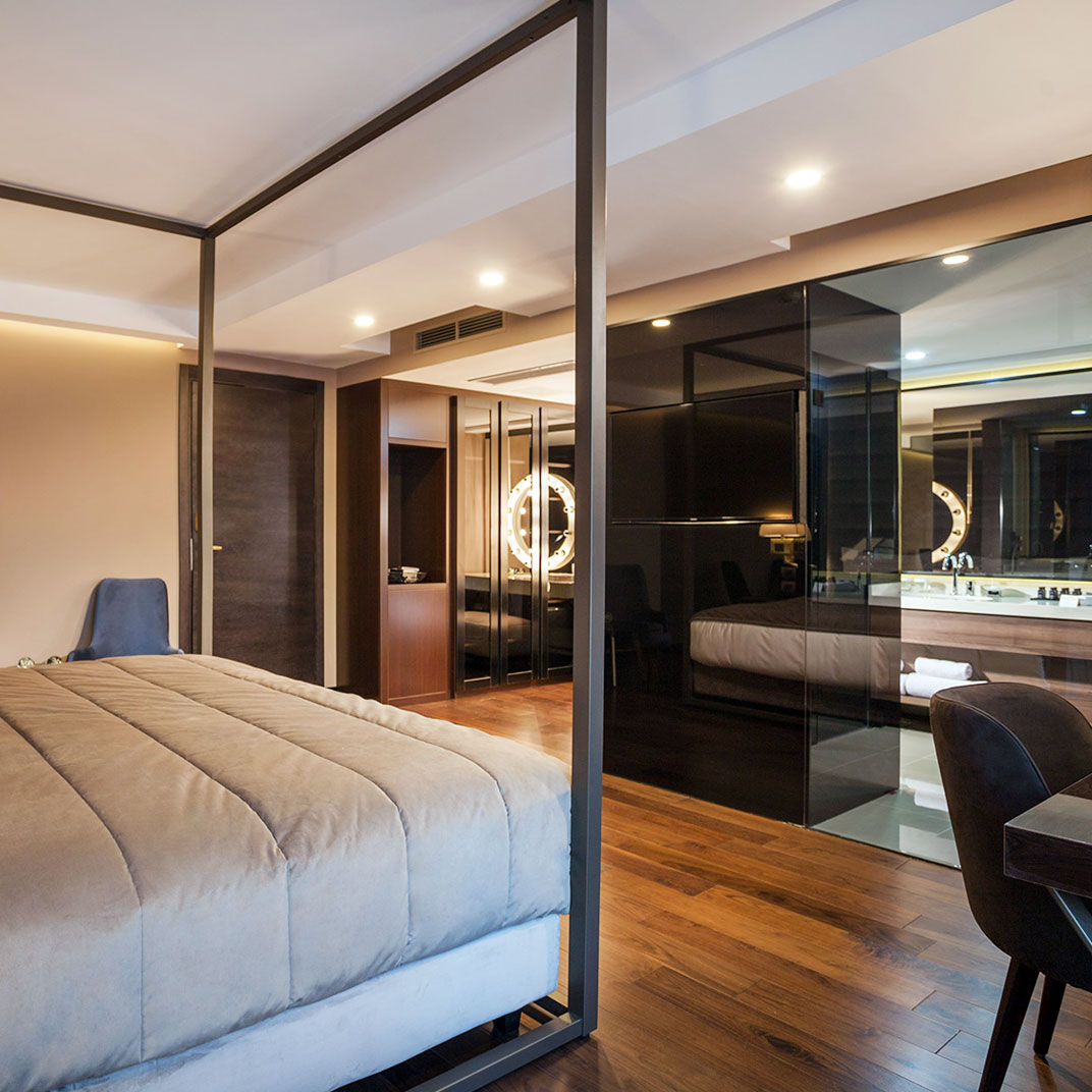 SAINT TEN Hotel