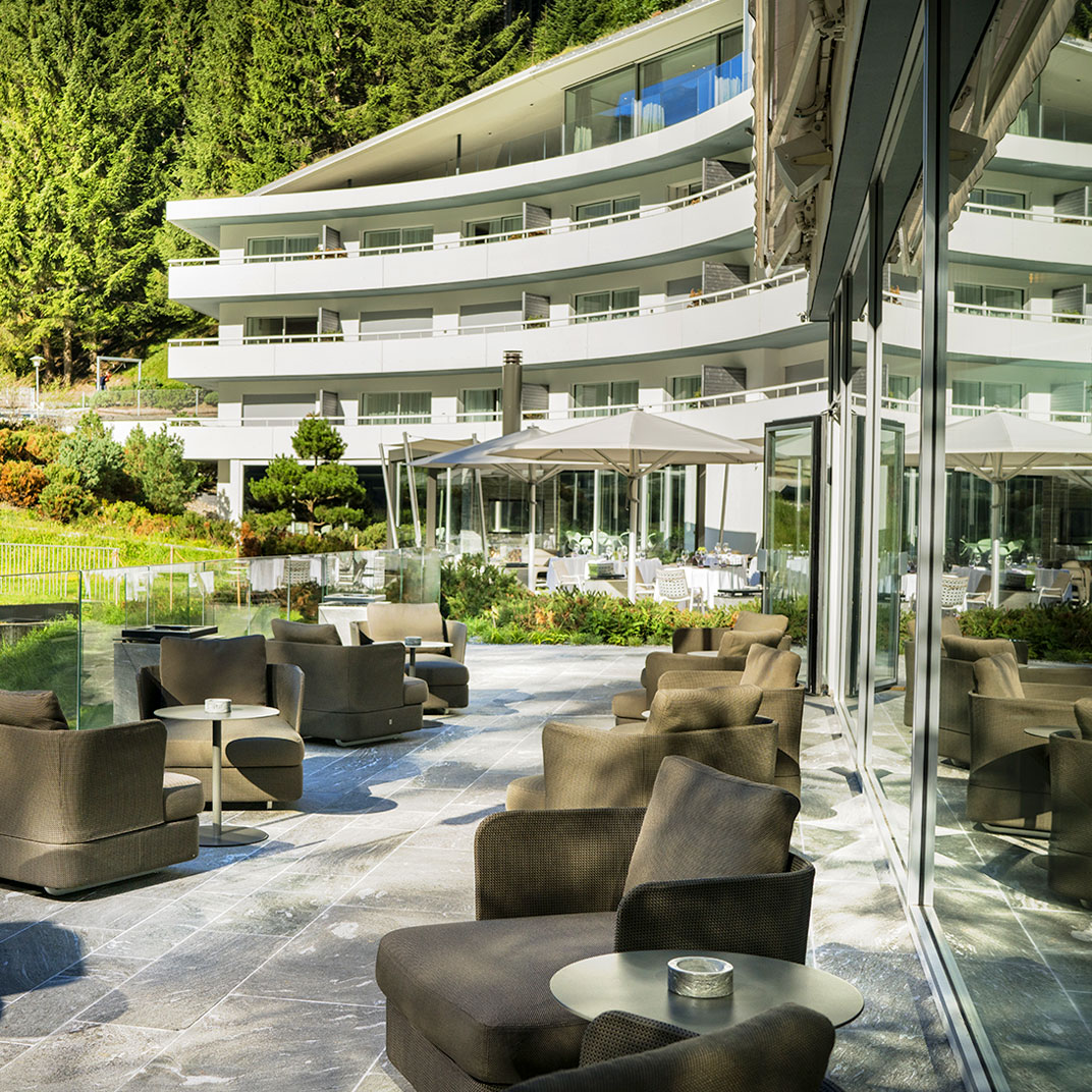 7132 Hotel