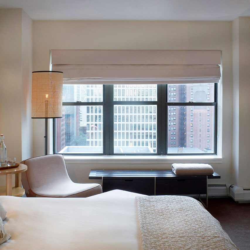 The James Chicago - Magnificent Mile