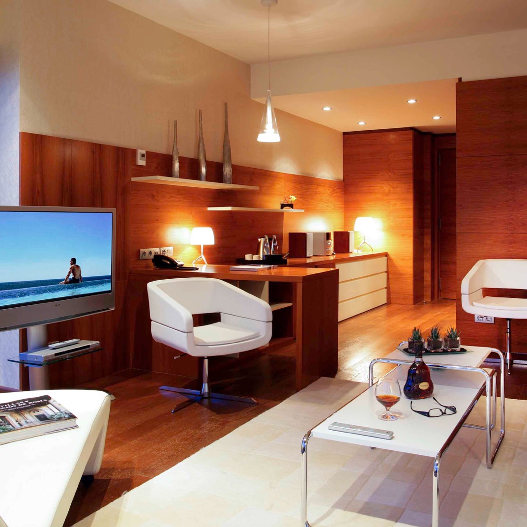 Pullman Barcelona Skipper