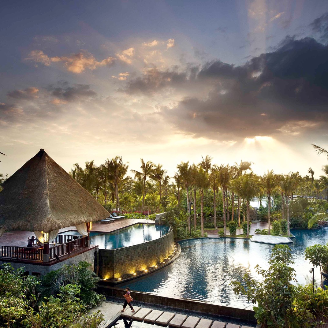 三亚湾海居铂尔曼度假酒店(Hotel Pullman Oceanview Sanya Bay Resort & Spa)