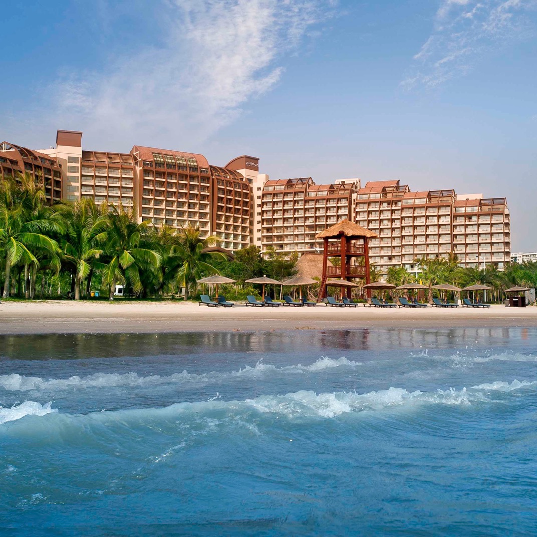 三亚湾海居铂尔曼度假酒店(Hotel Pullman Oceanview Sanya Bay Resort & Spa)