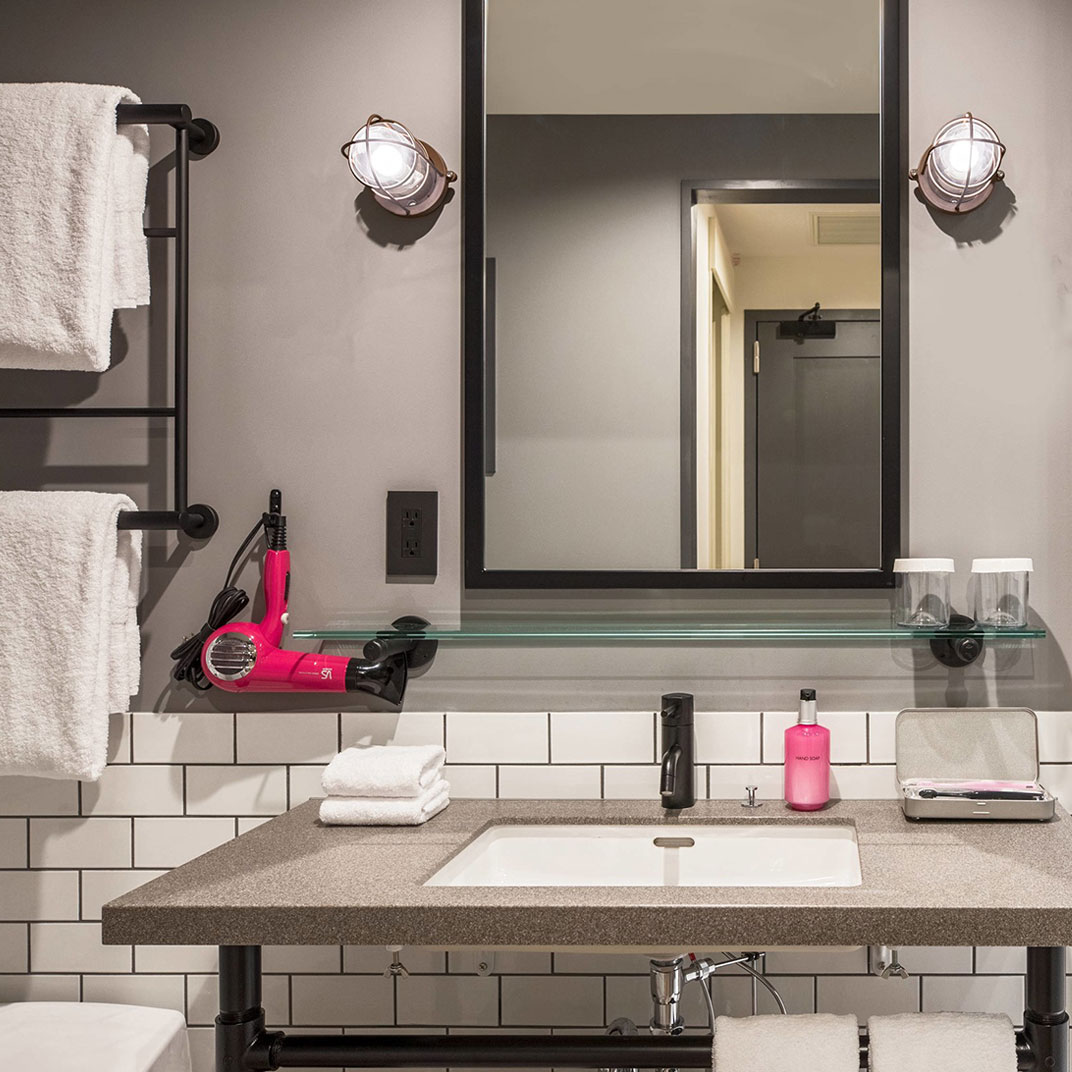 Moxy Osaka Honmachi