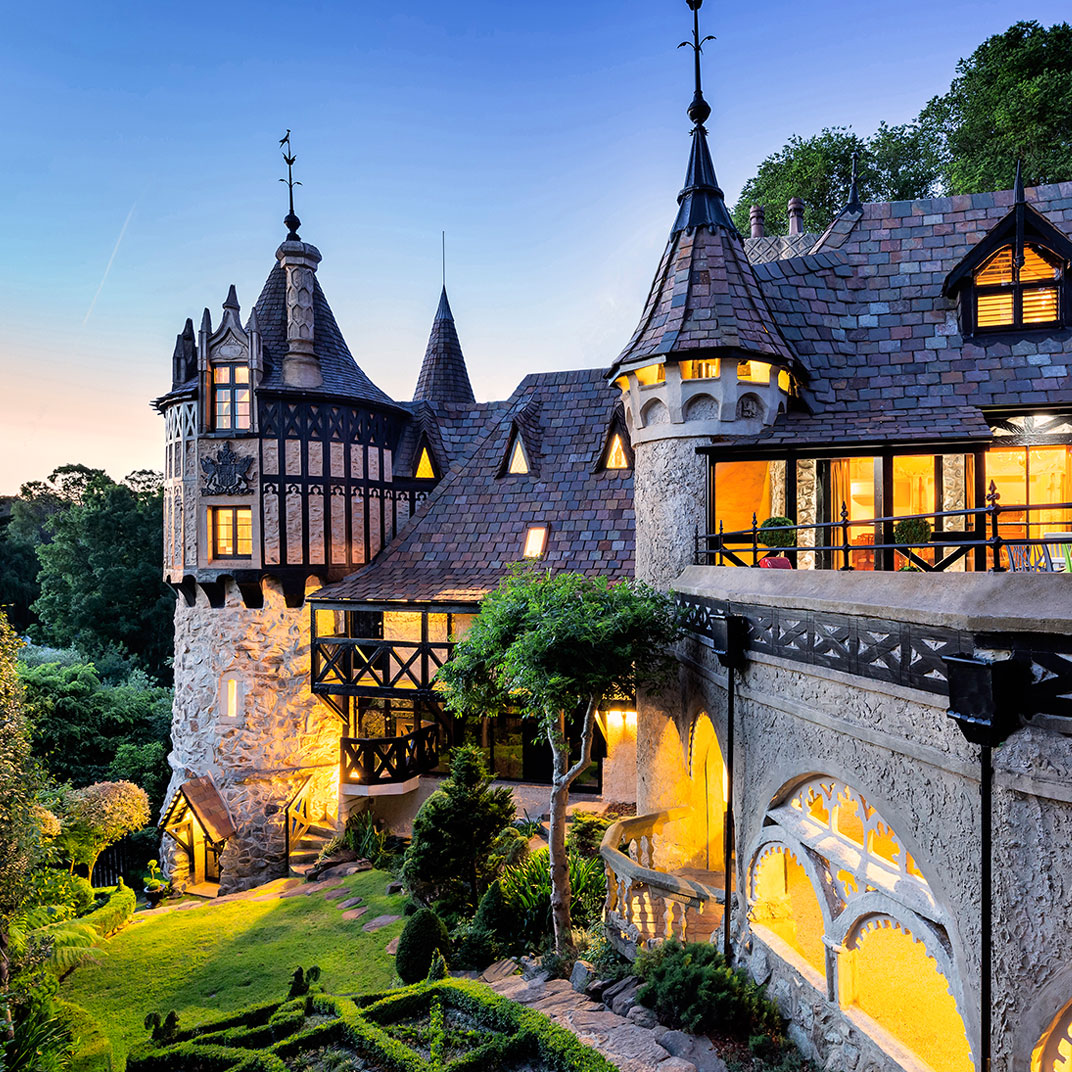 Thorngrove Manor